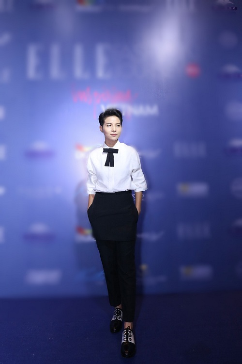 Hoàng Yến tái xuất với khuôn mặt vô hồn - 14