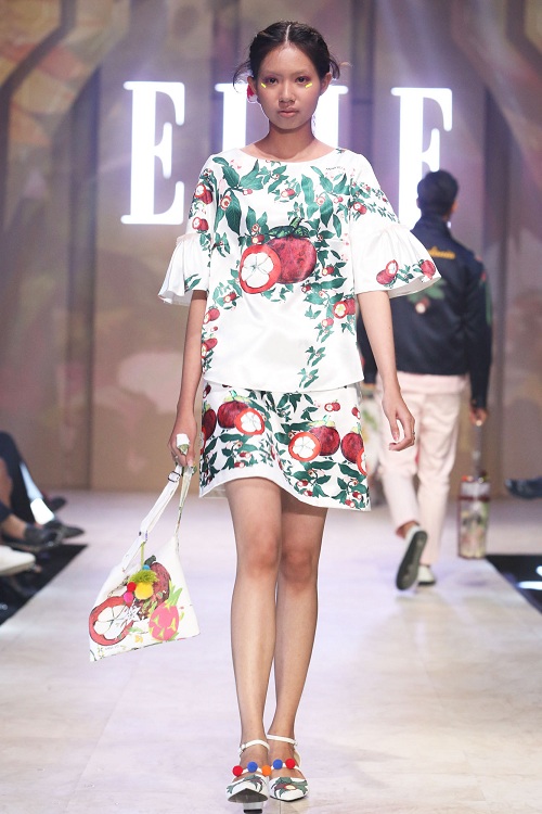 Hoàng Yến tái xuất với khuôn mặt vô hồn - 4