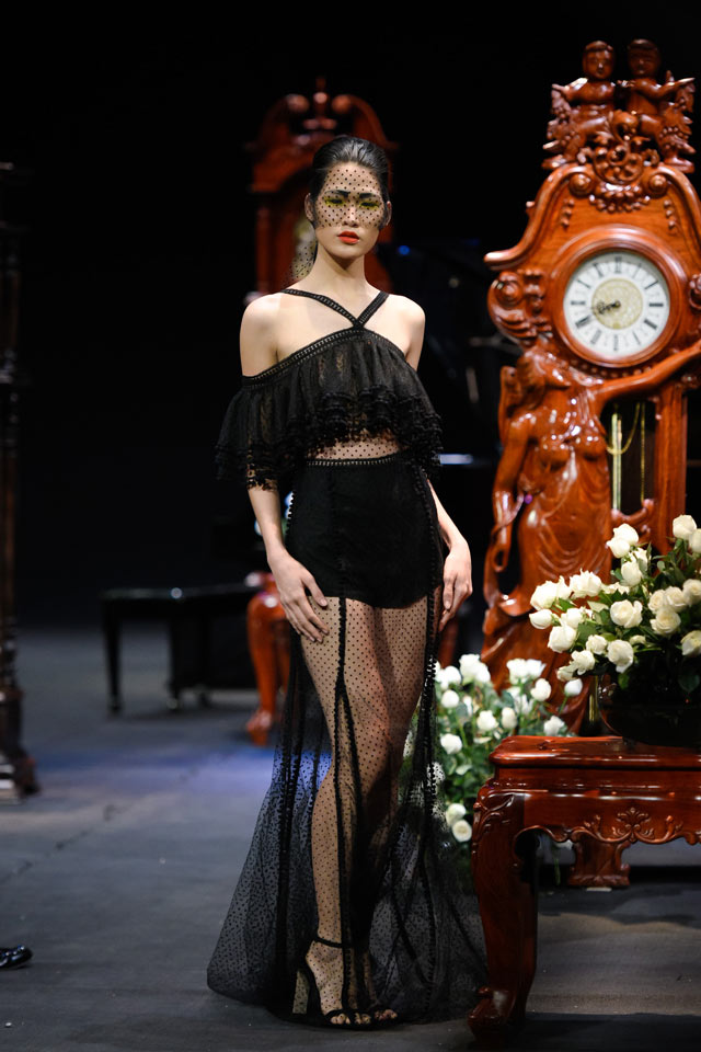 Thời gian lắng đọng tại đêm diễn haute couture VFW - 7