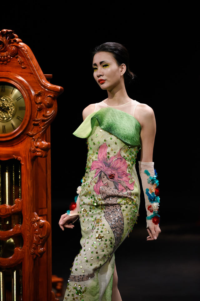 Thời gian lắng đọng tại đêm diễn haute couture VFW - 9