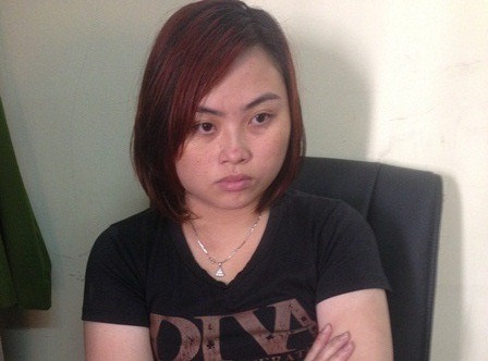 Hàng loạt quý cô sập "bẫy tình" trên facebook - 1