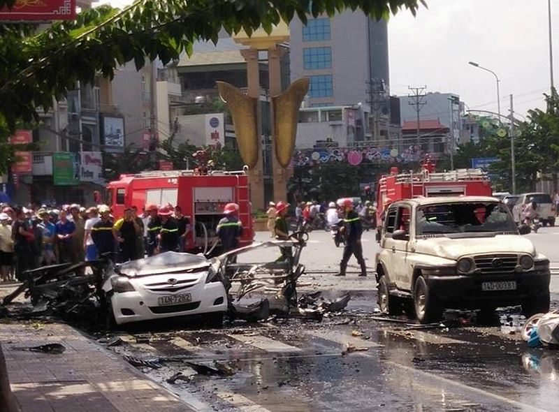 Vụ nổ taxi ở Quảng Ninh: Nghi án hành khách tự sát bằng mìn - 1