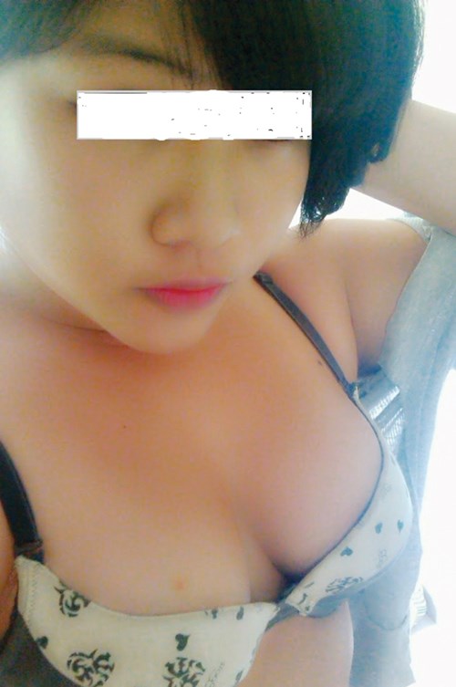 Phía sau cuộc chiến câu like kiếm tiền, "tự sướng" - 2