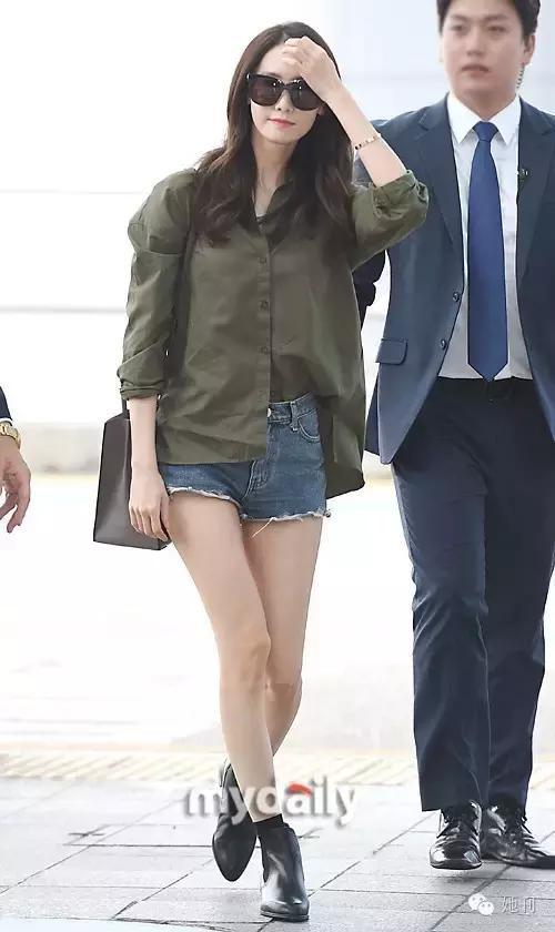 Mặc sơ mi đúng điệu như loạt sao nữ hot nhất châu Á - 5
