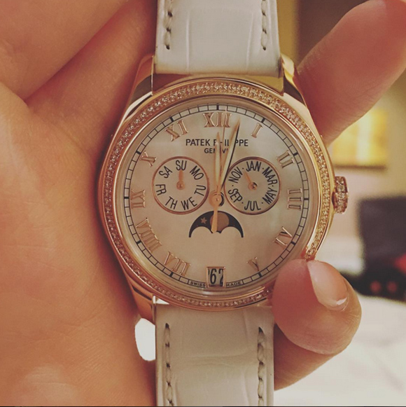 "Suýt ngất" với hàng hiệu tiền tấn của Mai Phương Thúy - 2