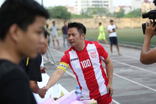 Bằng Kiều, Tuấn Hưng đấu Hồng Sơn, Minh Hiếu gây quỹ từ thiện - 6