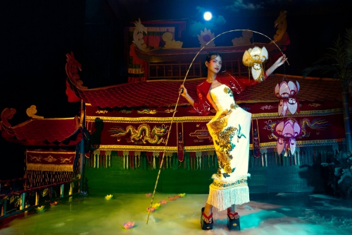 BGK không bộc phát chọn quán quân Next Top Model - 4