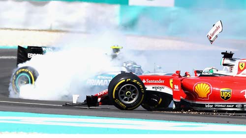 F1, Lewis Hamilton: Vận đen của "Viên ngọc đen" - 1