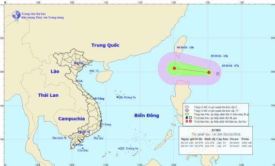 Áp thấp nhiệt đới mạnh cấp 7 tiến gần Biển Đông - 1
