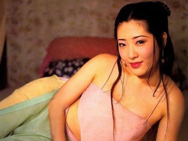 Việc hóa thân vào vai Phan Kim Liên không có chút khó khăn nào đối với nữ diễn viên người Hoa gốc Nhật này.