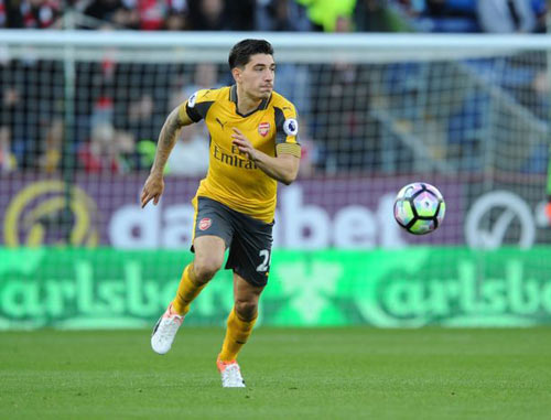 Tốc độ cầu thủ NHA: Bellerin, Walcott là "hạng xoàng" - 1