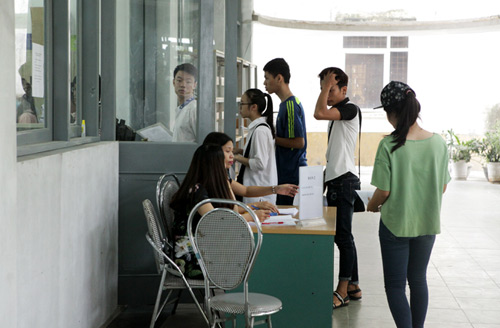 Trường đại học đầu tiên trong cả nước được xét tuyển thạc sĩ - 1