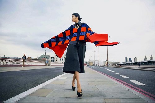 Hoàng Thùy sexy, phô diễn đẳng cấp chân dài miên man - 8