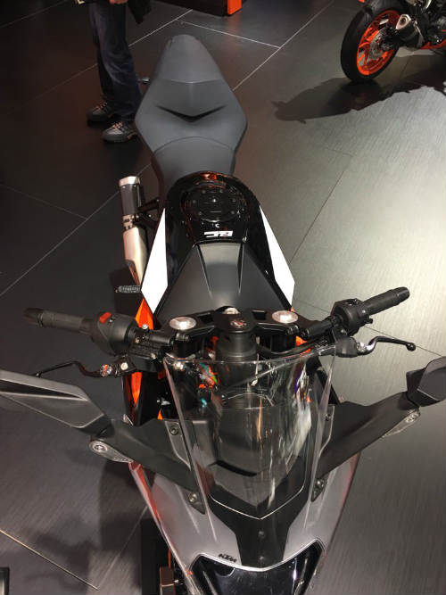 KTM RC 390 trình làng trong màu áo mới - 3