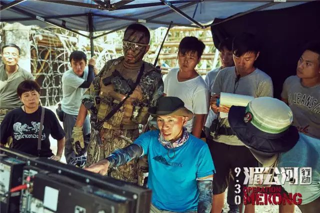 16 bí mật "không phải dạng vừa" của bom tấn Điệp vụ tam giác vàng - 4