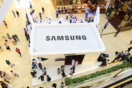 Choáng ngợp sàn diễn công nghệ đẳng cấp Galaxy Studio tại Việt Nam - 1