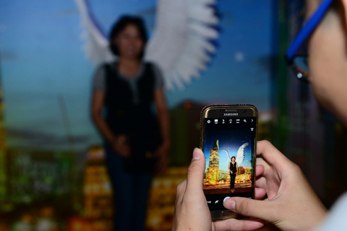 Choáng ngợp sàn diễn công nghệ đẳng cấp Galaxy Studio tại Việt Nam - 3