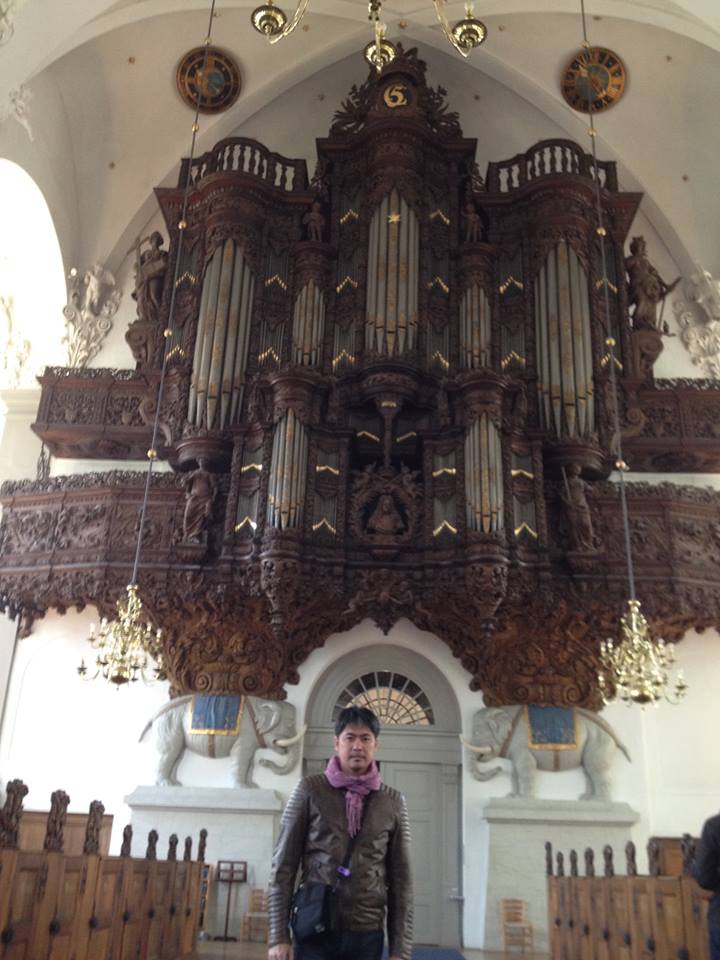 Cuộc sống đi khắp thế giới của sao “Xin hãy tin em” - 7