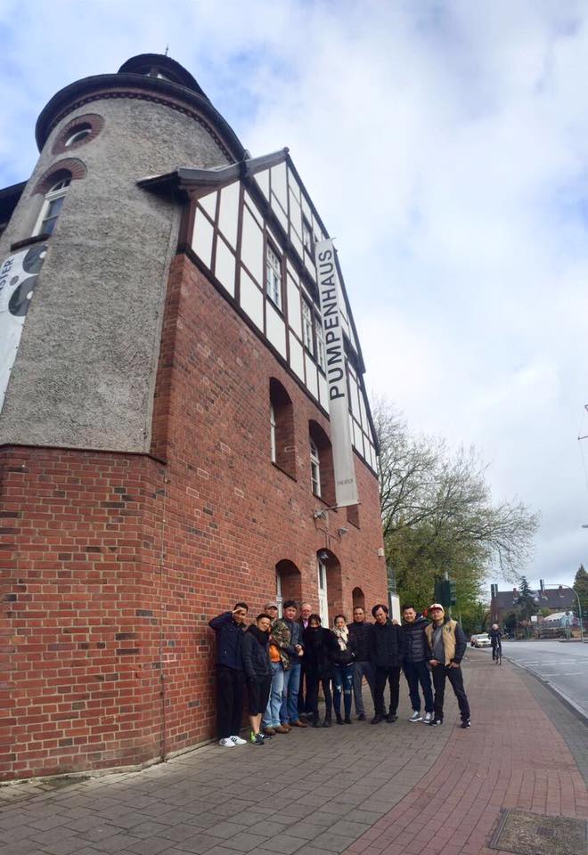 Cuộc sống đi khắp thế giới của sao “Xin hãy tin em” - 11