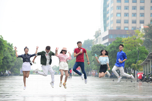 Thoải mái thể hiện muôn sắc thái với ốp lưng cá tính và gậy selfie đa năng - 10