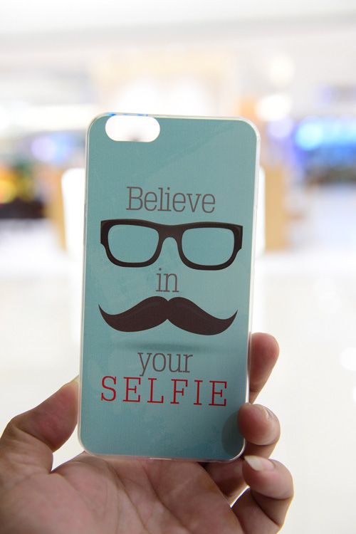 Thoải mái thể hiện muôn sắc thái với ốp lưng cá tính và gậy selfie đa năng - 9