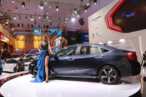 Honda Civic thế hệ mới: Bứt phá kiến tạo xu hướng - 3