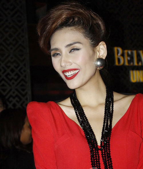 Giật mình vì gương mặt quá khác lạ của 5 sao Việt này - 2