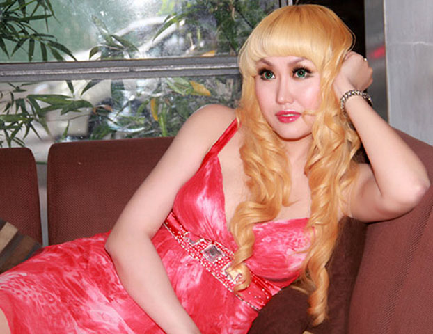 Giật mình vì gương mặt quá khác lạ của 5 sao Việt này - 5