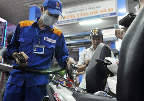 Việt Nam có thể bán đến 9 loại xăng từ 2017 - 1