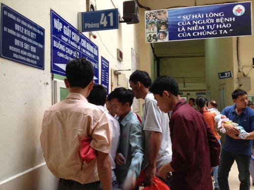 16 tỉnh thành tăng viện phí từ hôm nay - 1