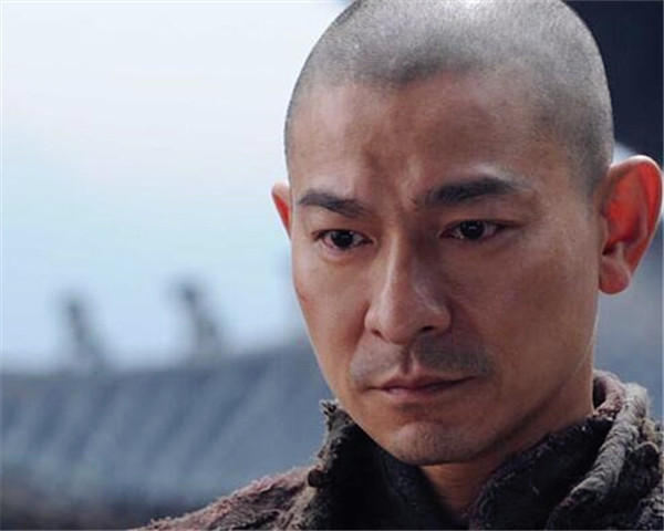 Những "quả đầu trọc" làm nên thương hiệu cho tài tử Hoa ngữ - 9