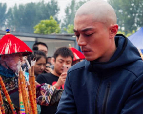 Những "quả đầu trọc" làm nên thương hiệu cho tài tử Hoa ngữ - 12