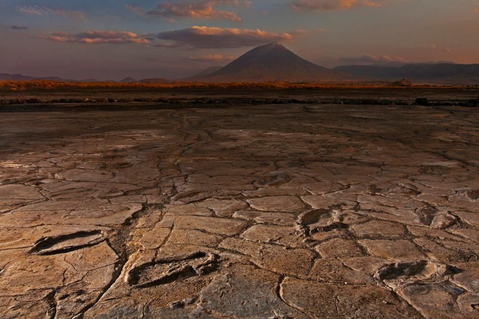 Tìm thấy 400 dấu chân người nguyên vẹn 19.000 năm trước - 1