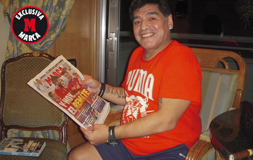 Maradona: “Messi chỉ ngang tầm Ronaldo” - 1