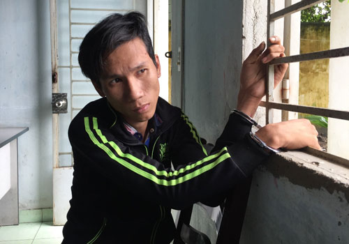 Cặp tình nhân thuê xe ôm chở đi gần 100km để cướp - 1