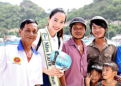 Nam Em đẹp tinh khôi trong clip mang tới Miss Earth - 1