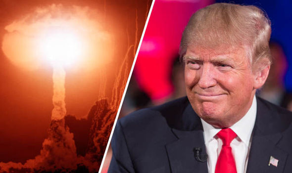 Mỹ: Lo sợ Donald Trump chạm tay vào nút bấm hạt nhân - 1