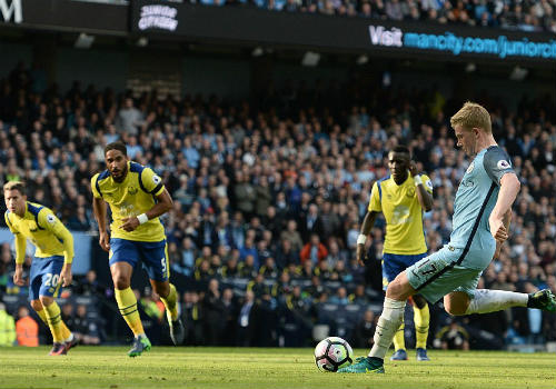 Thủ môn Everton 2 lần khiến Man City ôm hận chấm 11m - 1