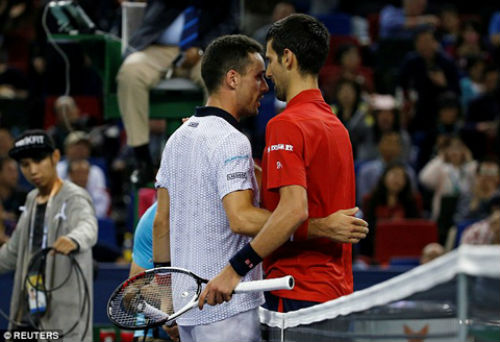 Djokovic: Bị phế ngôi, đập vợt và báo động đỏ - 2