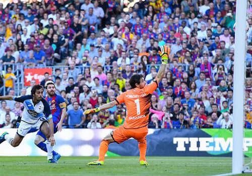 Barca & Messi trở lại bùng nổ: Man City - Pep "run rẩy" - 1