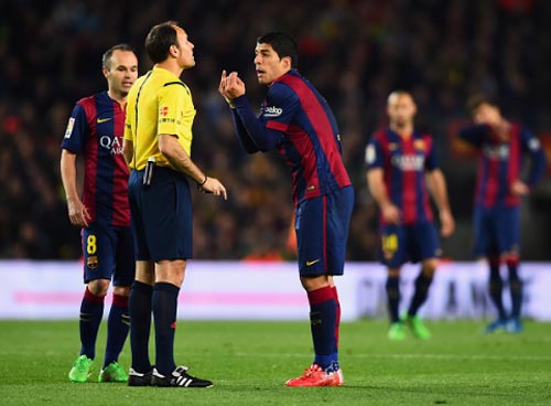 Luis Suarez ở Barca: Tật xấu khó chừa - 1