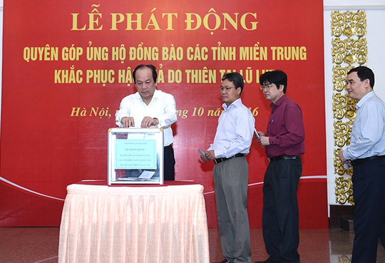 Thủ tướng, Phó Thủ tướng quyên góp ủng hộ đồng bào miền Trung - 2