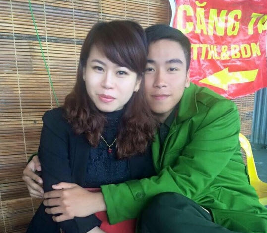 Mẹ 40 tuổi ở Hà Nội bị nhầm là bạn gái của con trai - 1
