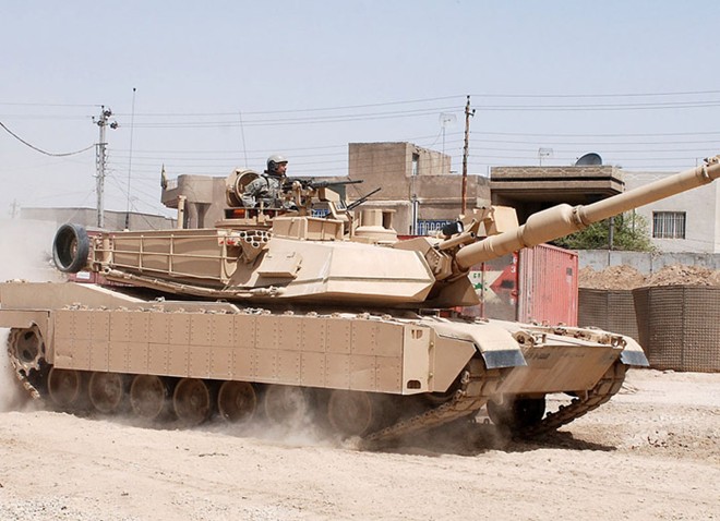 "Quân đội Mỹ giờ chỉ bắt nạt được các nhóm khủng bố" - 1