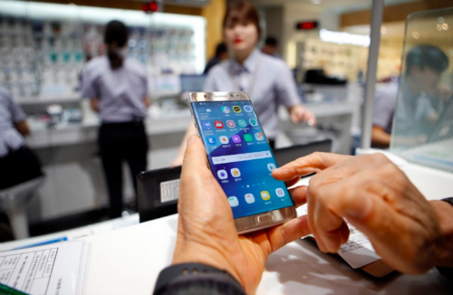 Samsung Galaxy S8 dùng camera sau kép, máy quét mống mắt - 1