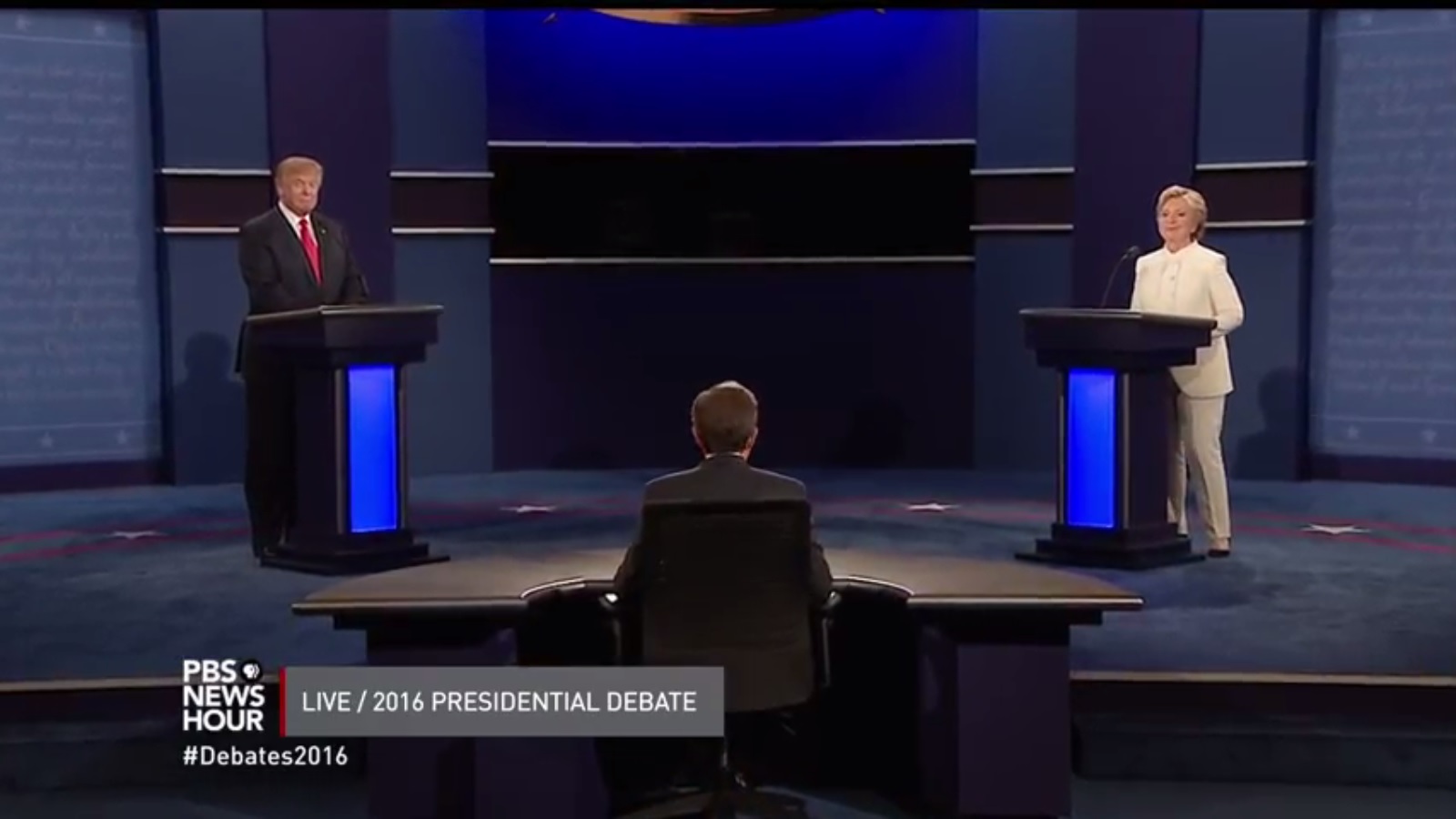 Clinton: Trump là người nguy hiểm nhất thế giới hiện đại - 6