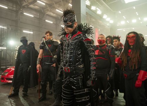 Kick Ass 2: Bạo lực, nhảm nhí vẫn khiến khán giả đổ gục - 2