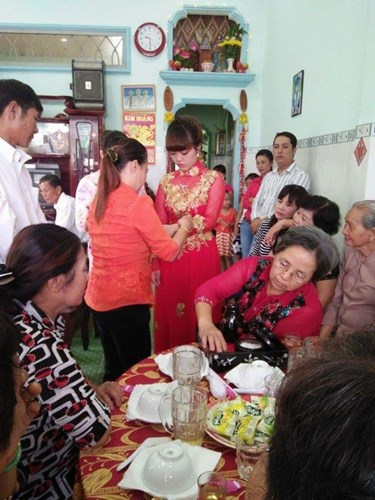 Rơi nước mắt khi đám cưới cũng là ngày đội tang - 3