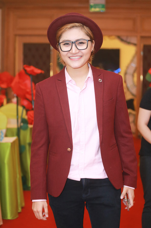 Vợ chồng Lý Hải xúc động dự lễ cưới của 60 cặp khuyết tật - 11