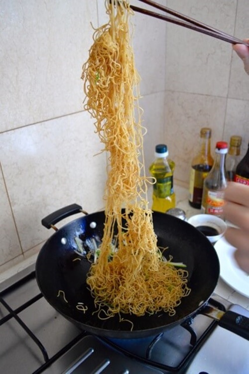 Chào buổi sáng cùng mì xào nước tương Quảng Đông - 9